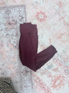 Reebok Speedwick'Maroon High-Rise Leggings